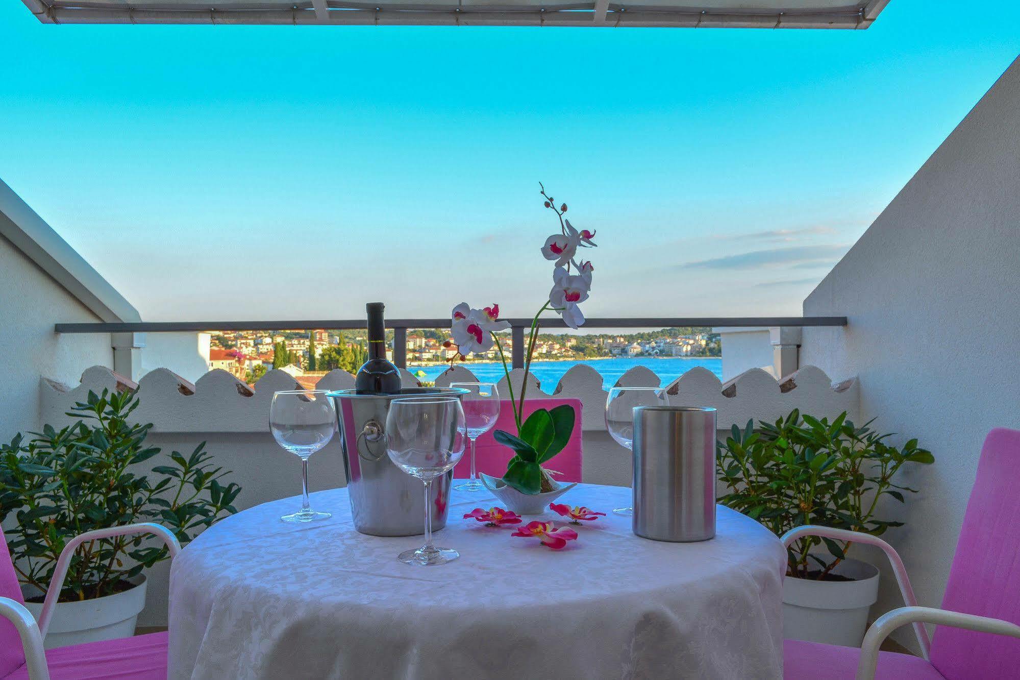 Luxury Apartments Villa Tea Trogir Eksteriør billede